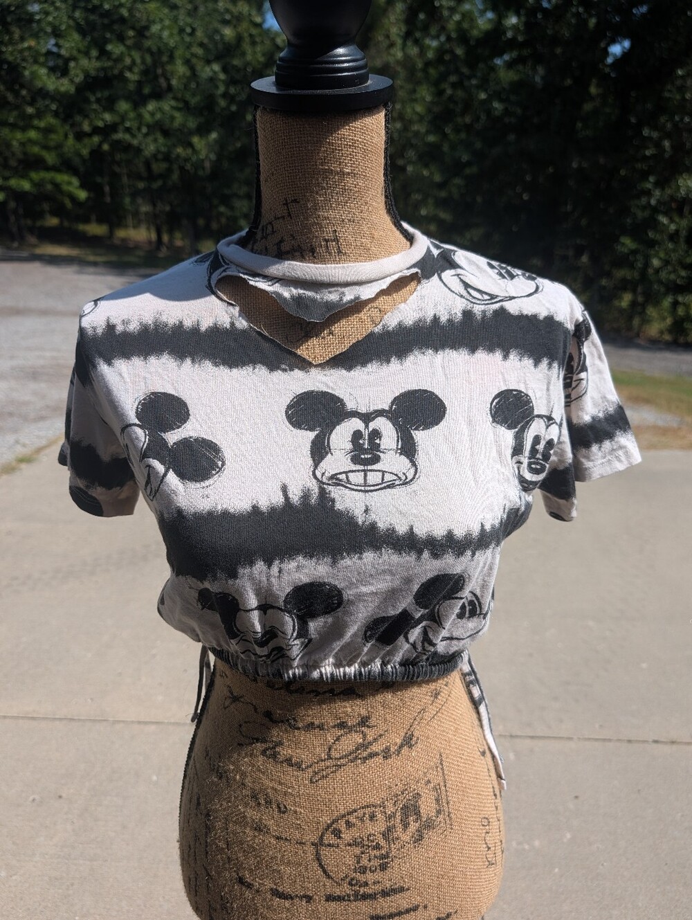 Tie-Dye Mickey Graphic Crop Tee - Black & White